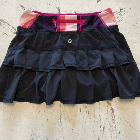 Lululemon Athletica Pace Setter Skirt - Picture 5 of 17